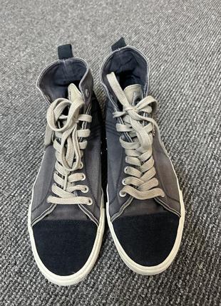 Високi кеди colmar