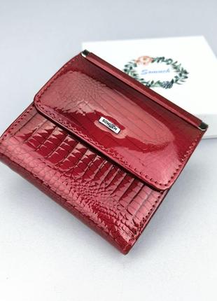 Кошелек женский красный лак маленький