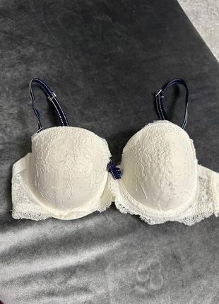 Белый кружевной лиф