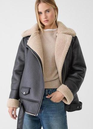 Stradivarius дублянка чорна м нова