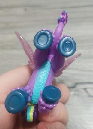 Дракон глидер фигурка