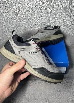 Кросівки ecco