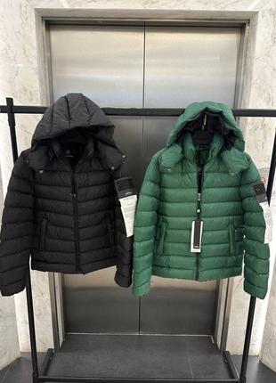 Зимова куртка чоловіча