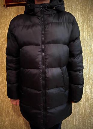 Жіноча, зимова куртка (пуховик)