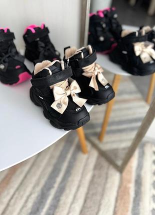 Самая стильная модель зимних кроссовок для ваших красавиц