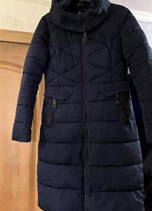 Зимова тепла довга куртка пуховик розмір s