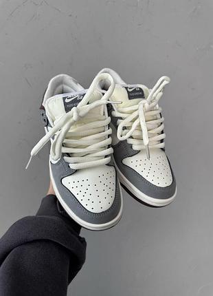 Унисекс кроссовки nike sb dunk grey/white/brown 6