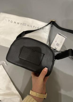 Сумка tommy кросс боди, новинка