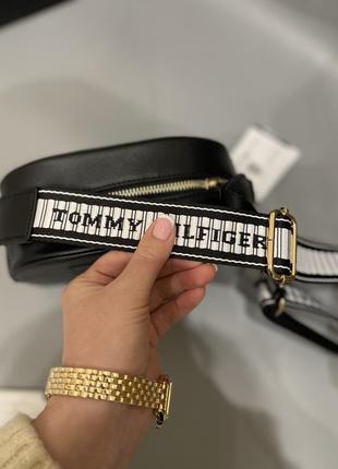 Сумка tommy кросс боди, новинка