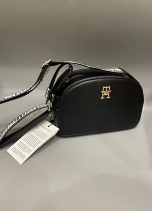 Сумка tommy кросс боди, новинка