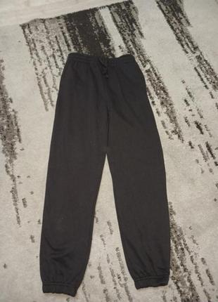 Продам штаны на утеплении 146 р