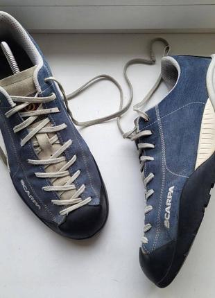 Мужские туристические кожаные кроссовки 
scarpa