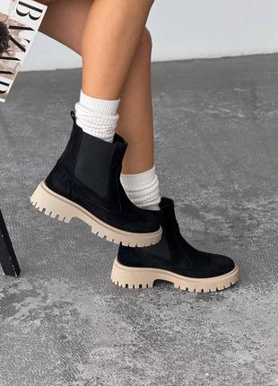Черные женские зимние челси ботинки ботинки на бежевой подошве из натуральной замши замшевые зимние ботинки ботинки челси