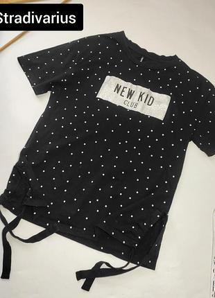 Футболка женская черная в горох с надписью от бренда stradivarius m