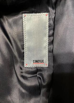 Абсолютно новое супер мужское пальто cinque