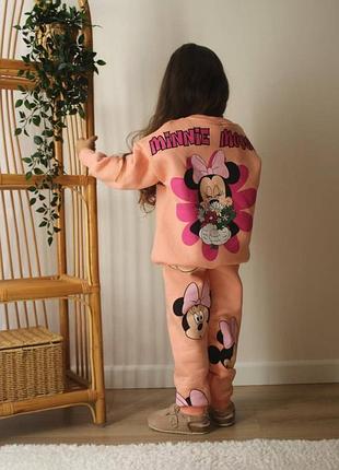 Спортивный костюм для девочки