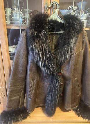 Натуральная кожаная дубленка, мех лиса