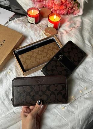 Шкіряний гаманець coach