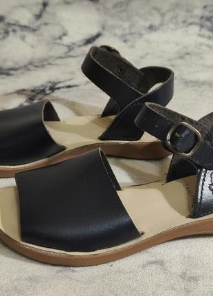 Samphire от petasil кожаные темно-синие  сандали ,размер 29.португалия