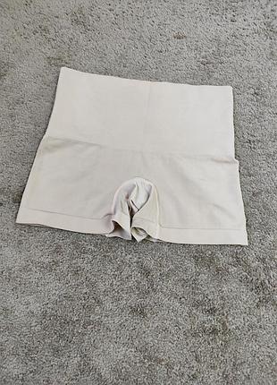 Корректирующие фигуру панталоны