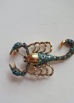Брошь "скорпион"