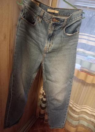 Женские джинсы levis
