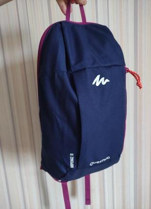 Фірмовий жіночий спортивний рюкзак quechua від decathlon, франція, 10 l.