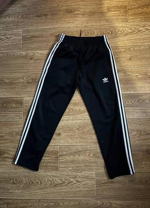Штани adidas