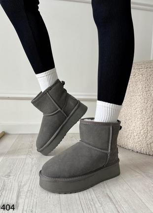 Трендовые женские угги на утолщенной подошве10 фото