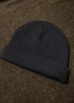 Новая шапка бини