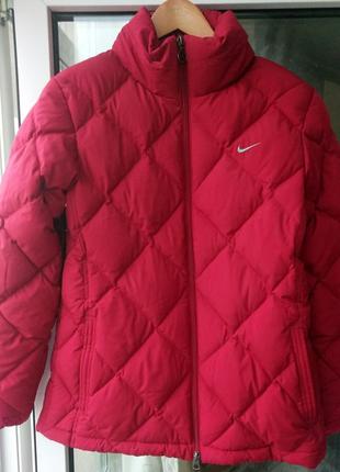 Новый женский пуховик куртка nike