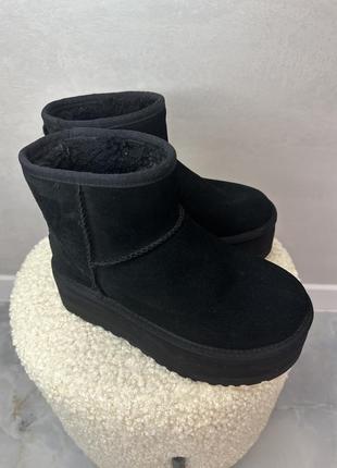 Уггі чорні ugg w classic ultra mini platform-blk
