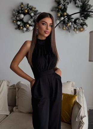 Стильный и изысканный классический комбинезон