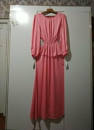 Платье вечернее