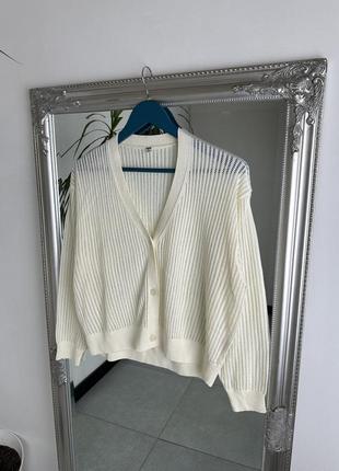 Легенький кардиган uniqlo молочного кольору