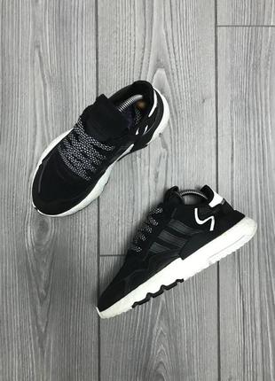 Кроссовки adidas