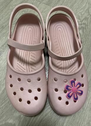 Crocs