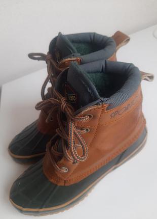 Водонепроникні черевики
 sporto tan ankle duck thermolite