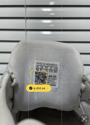 Оригінальні кросівки adidas5 фото