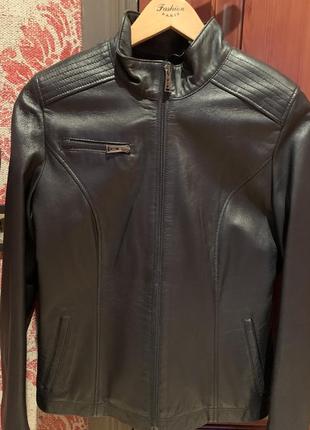 Шкіряна  курточка