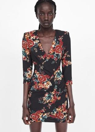 Zara сукня плаття міні з квітковим принтом
