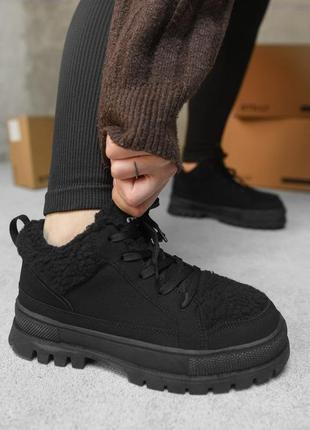 Зимние женские кроссовки барашек black