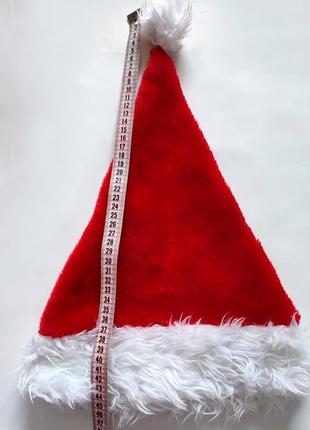 Новогодняя шапка на новый год шапочка дед мороз санта клаус 🎅 резьбовая фотосессия колядники шапуля рождественская красная классическая бархатная3 фото