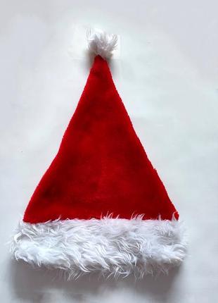 Новогодняя шапка на новый год шапочка дед мороз санта клаус 🎅 резьбовая фотосессия колядники шапуля рождественская красная классическая бархатная7 фото