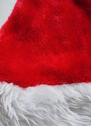 Новогодняя шапка на новый год шапочка дед мороз санта клаус 🎅 резьбовая фотосессия колядники шапуля рождественская красная классическая бархатная5 фото