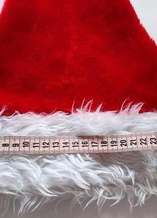 Новогодняя шапка на новый год шапочка дед мороз санта клаус 🎅 резьбовая фотосессия колядники шапуля рождественская красная классическая бархатная6 фото