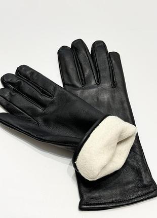 Утепленные кожаные женские варежки