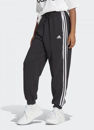 Джогери/спортивні штани вільного крою на високій посадці adidas essentials 3-stripes