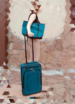 Набор american tourister маленький чемодан + женская сумка