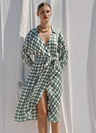 Платье с принтом в клетку на запах халат меди zara 38/m